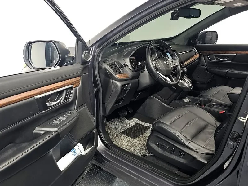 Honda Cr-v 1.5 Touring 4Wd, снимка 10 - Автомобили и джипове - 55348727