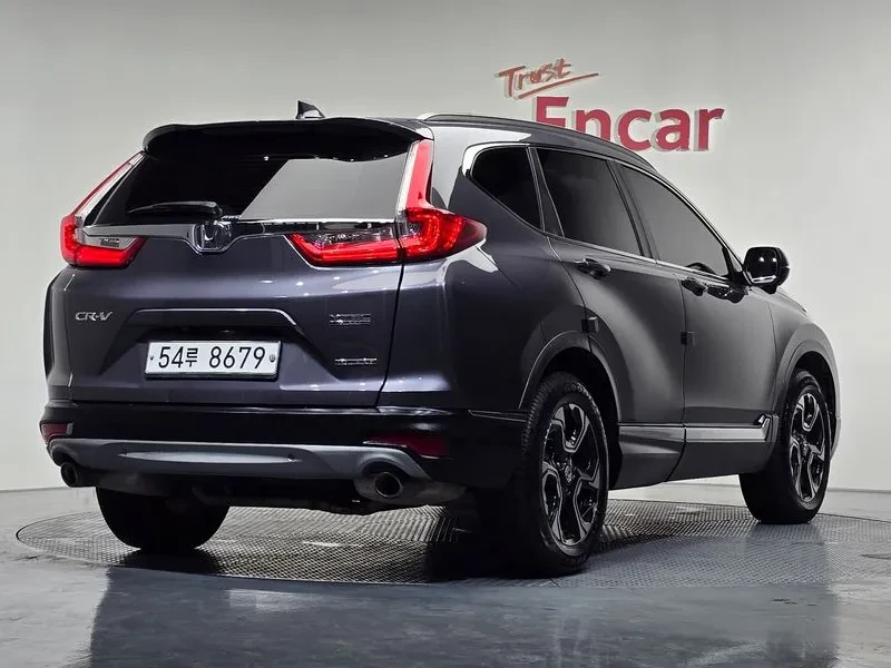 Honda Cr-v 1.5 Touring 4Wd, снимка 2 - Автомобили и джипове - 55348727