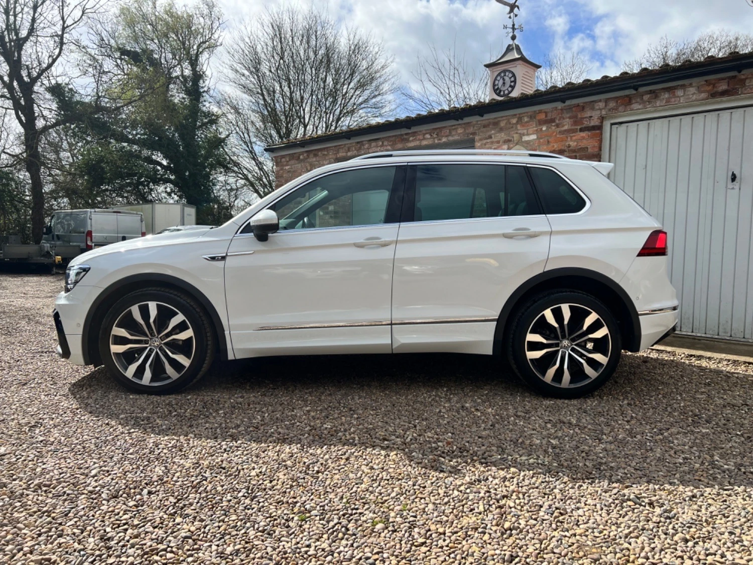 VW Tiguan R-line - изображение 2