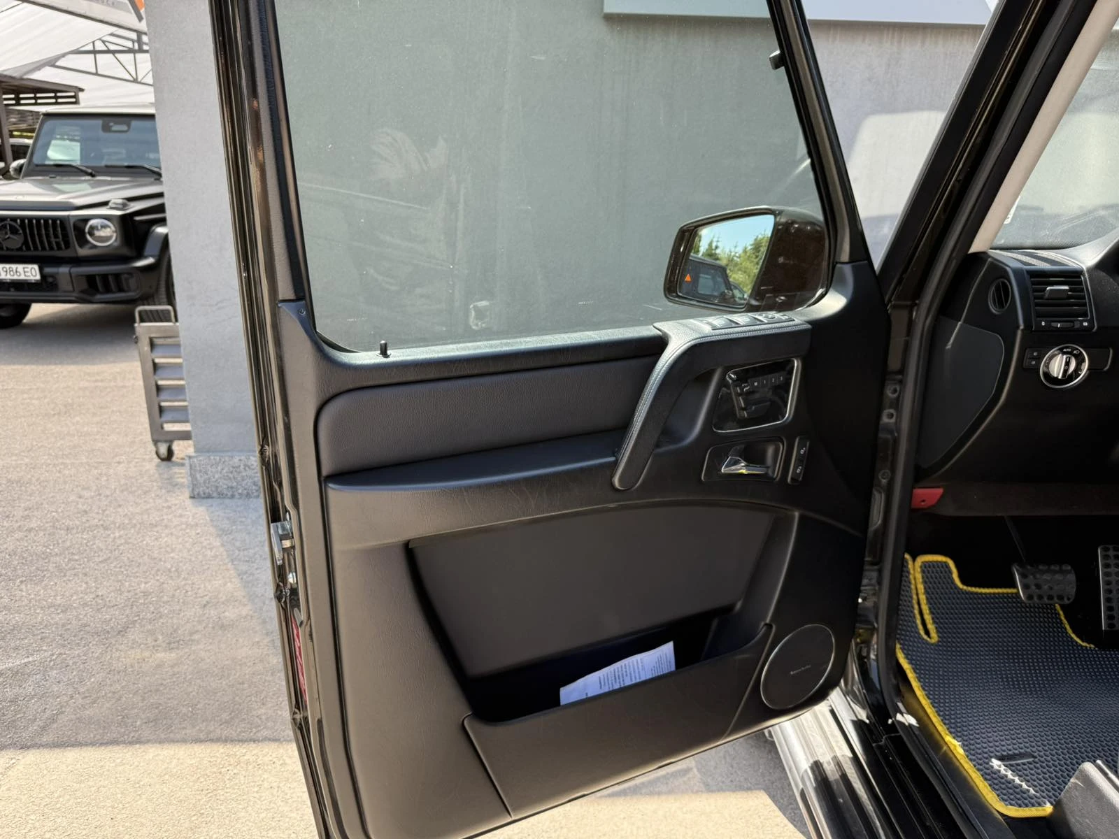 Mercedes-Benz G 350 d BLUETEC AMG OPTIC - изображение 8