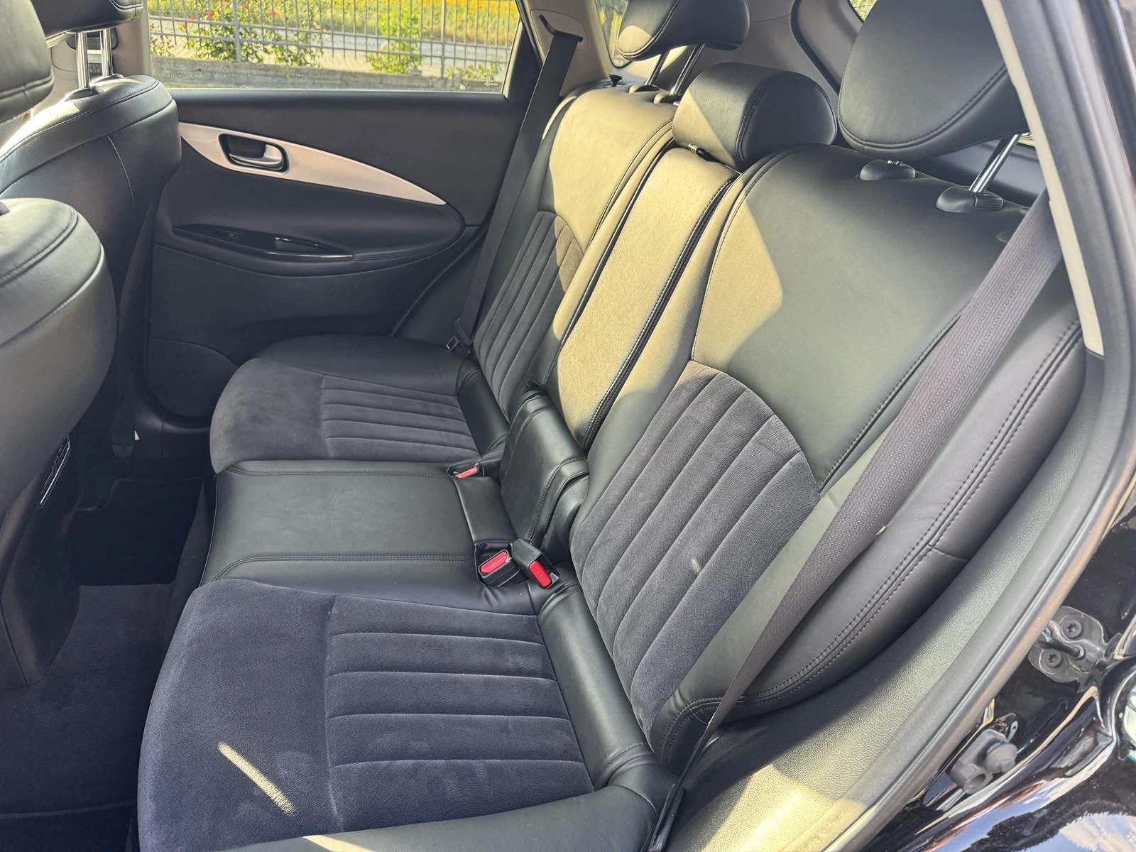 Infiniti Ex30 3.0 D / 4x4 / AVTOMAT - изображение 10