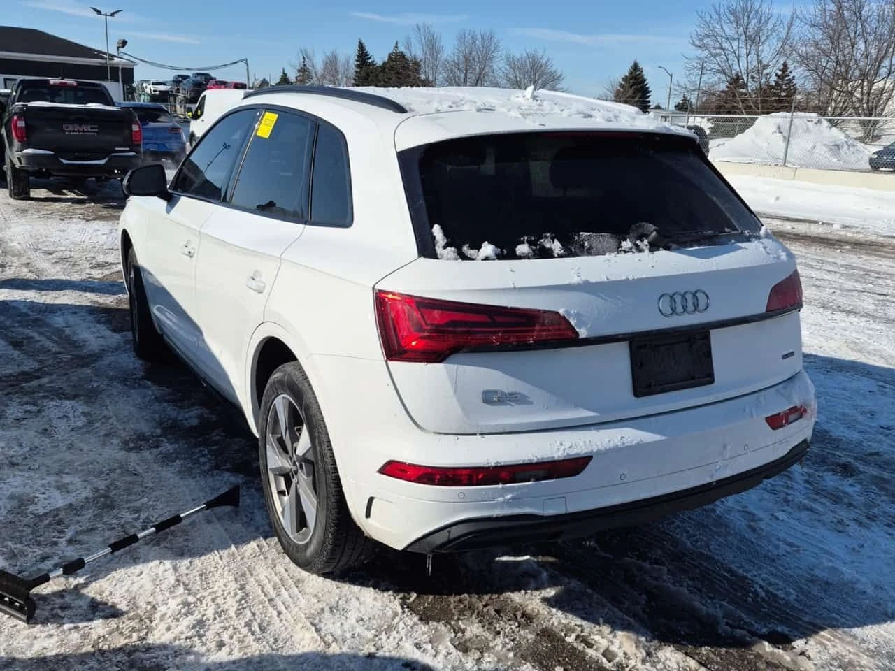 Audi Q5 * KOMFORT * 2 КЛЮЧА * ПОДГРЕВИ * CARFAX - изображение 4