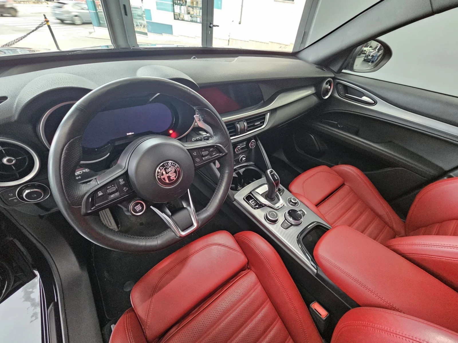 Alfa Romeo Stelvio Veloce Q4 - изображение 6