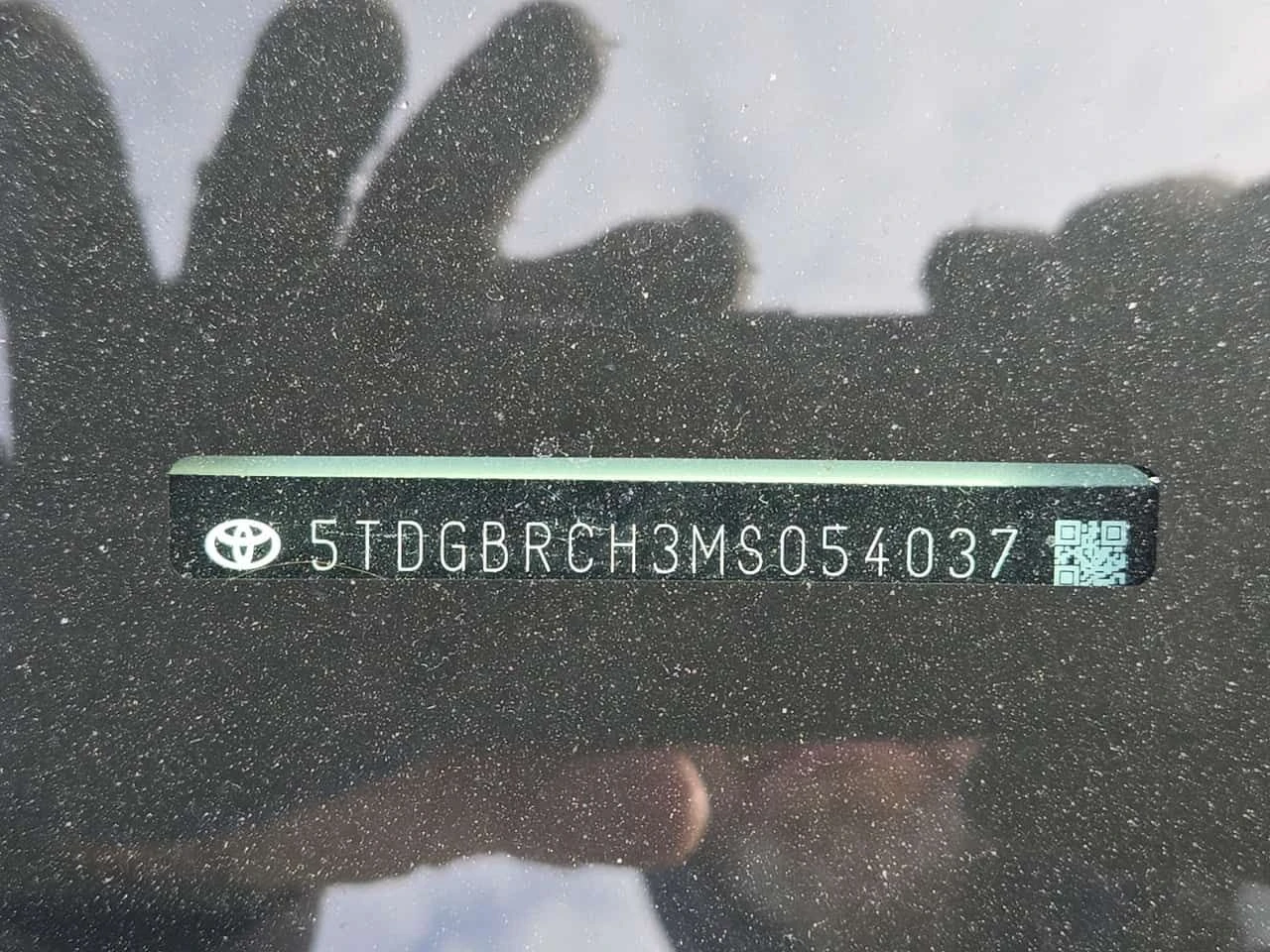 Toyota Highlander HYBRID XLE | ШИБИДАХ  | 2 КЛЮЧА | CARFAX, снимка 17 - Автомобили и джипове - 53940306