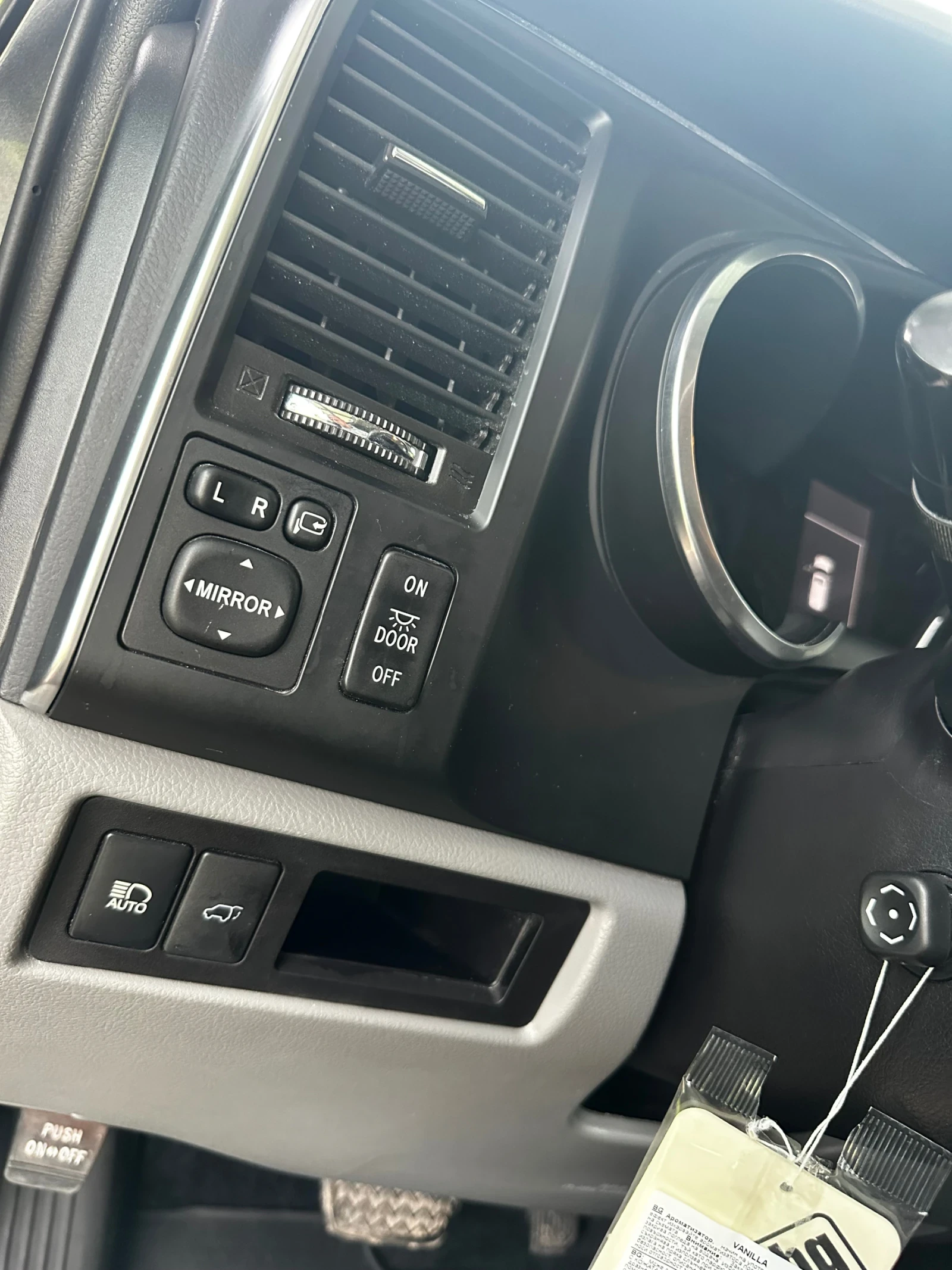 Toyota Sequoia PLATINUM* FACE* 142.000km.TOP.1ви СОБСТВЕНИК , снимка 17 - Автомобили и джипове - 54587028