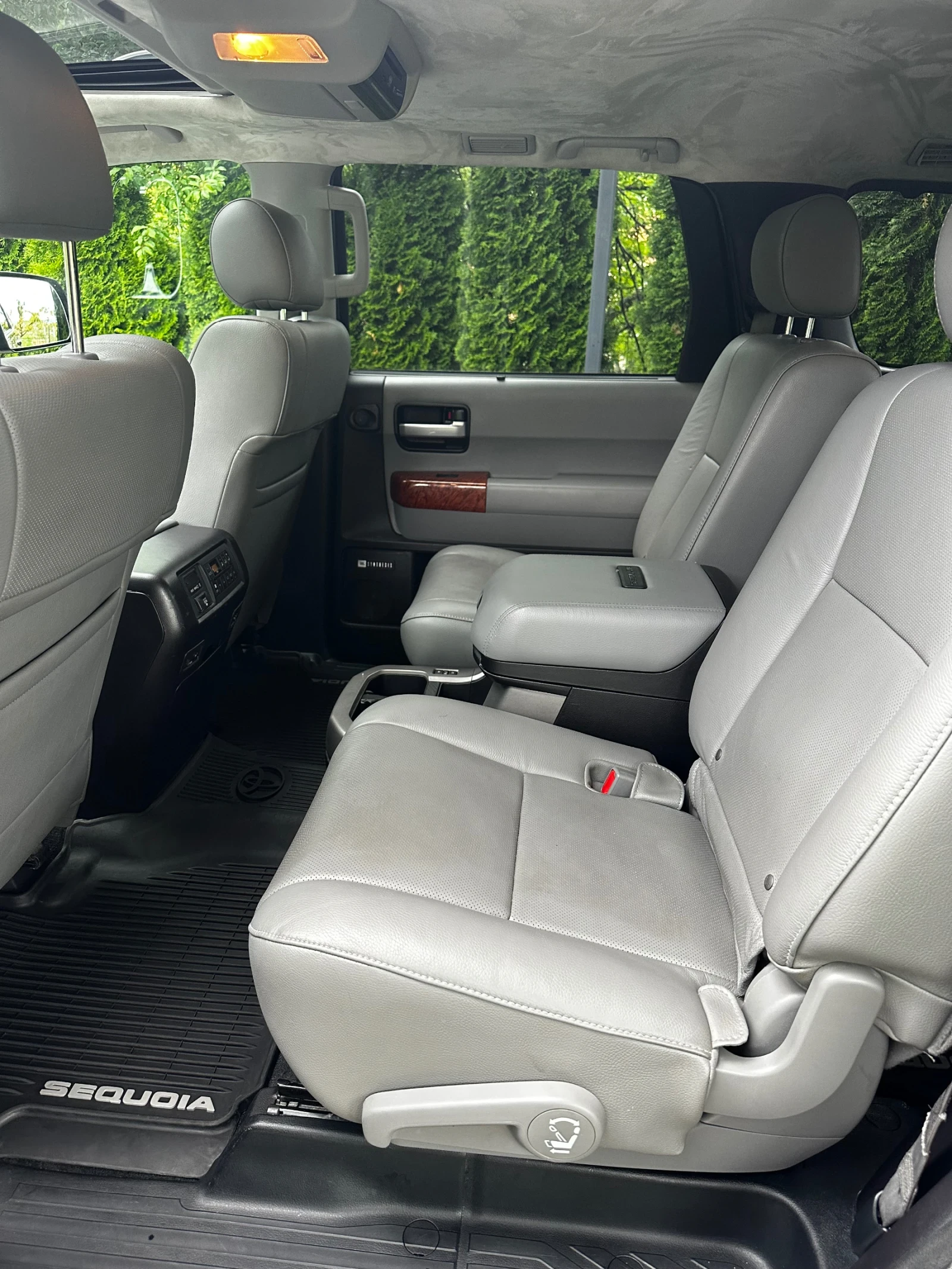 Toyota Sequoia PLATINUM* FACE* 142.000km.TOP.1ви СОБСТВЕНИК , снимка 7 - Автомобили и джипове - 54587028