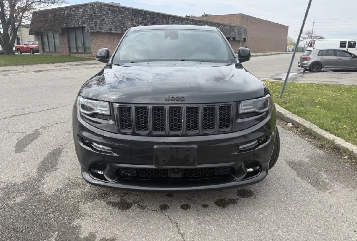 Jeep Grand cherokee SRT 6.4 * HARMON KARDON * ПАНОРАМА * CARFAX * , снимка 7 - Автомобили и джипове - 54602592