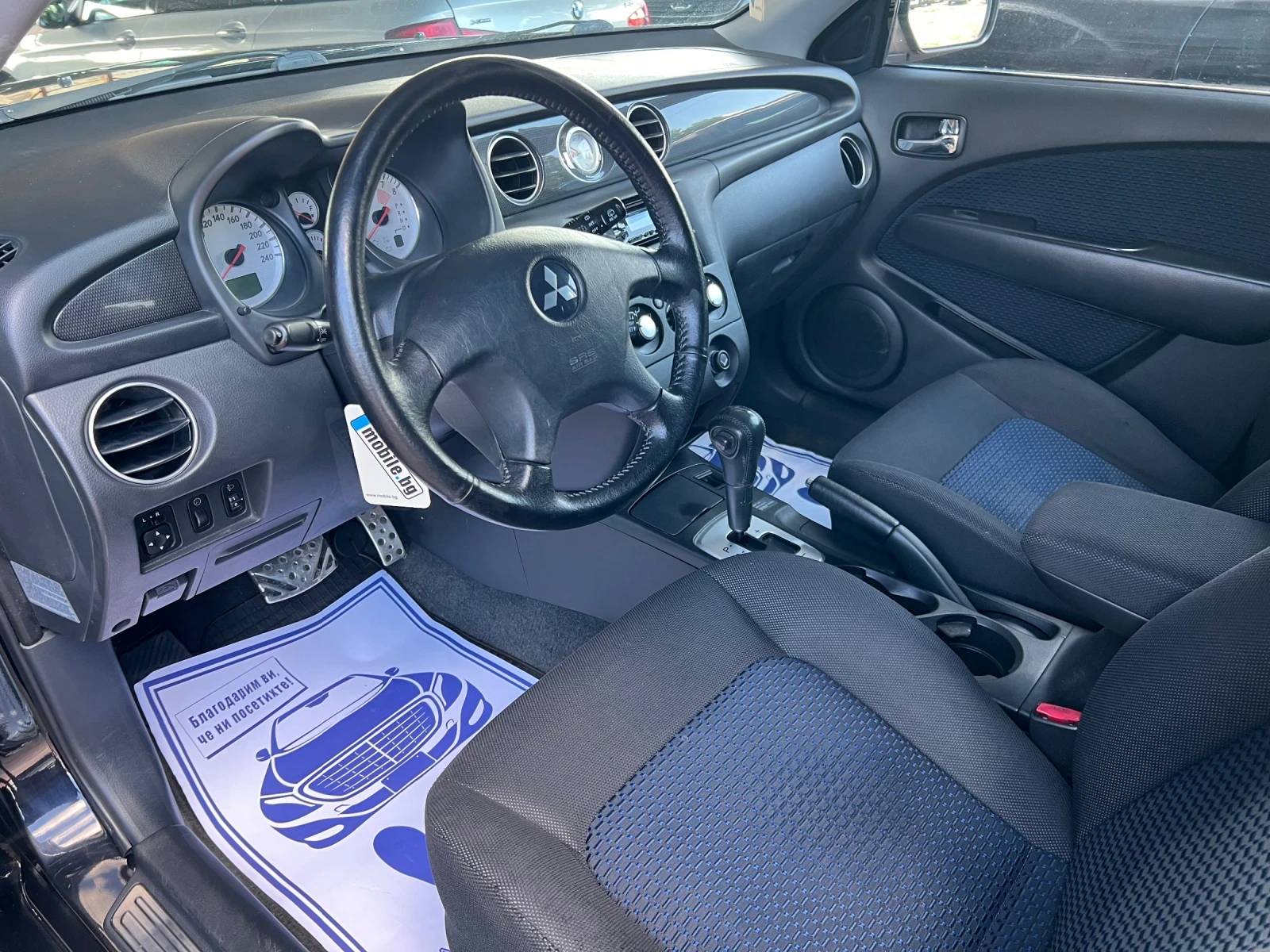 Mitsubishi Outlander 2.4* 4x4* АВТОМАТИК* ШВЕЙЦАРИЯ* , снимка 14 - Автомобили и джипове - 54701704