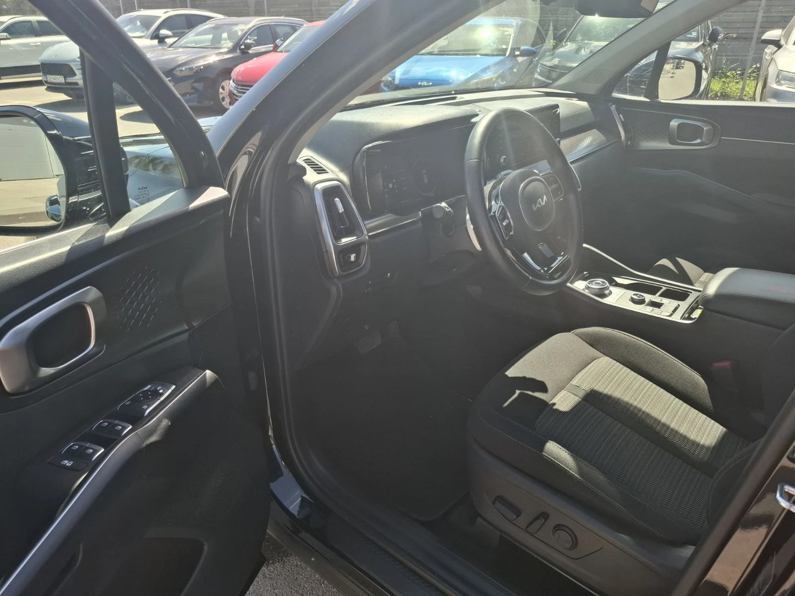 Kia Sorento 2.2 CRDI Comfort ГАРАНЦИЯ, снимка 9 - Автомобили и джипове - 54863541