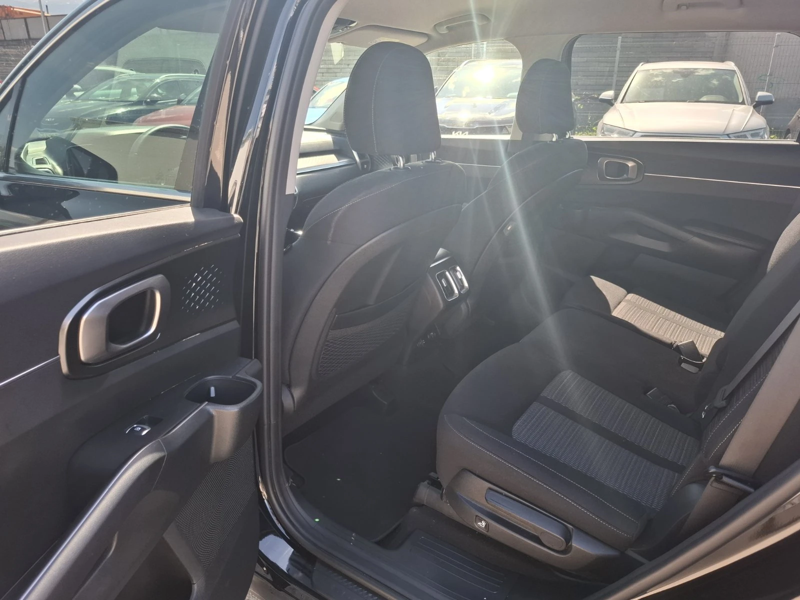 Kia Sorento 2.2 CRDI Comfort ГАРАНЦИЯ, снимка 7 - Автомобили и джипове - 54863541