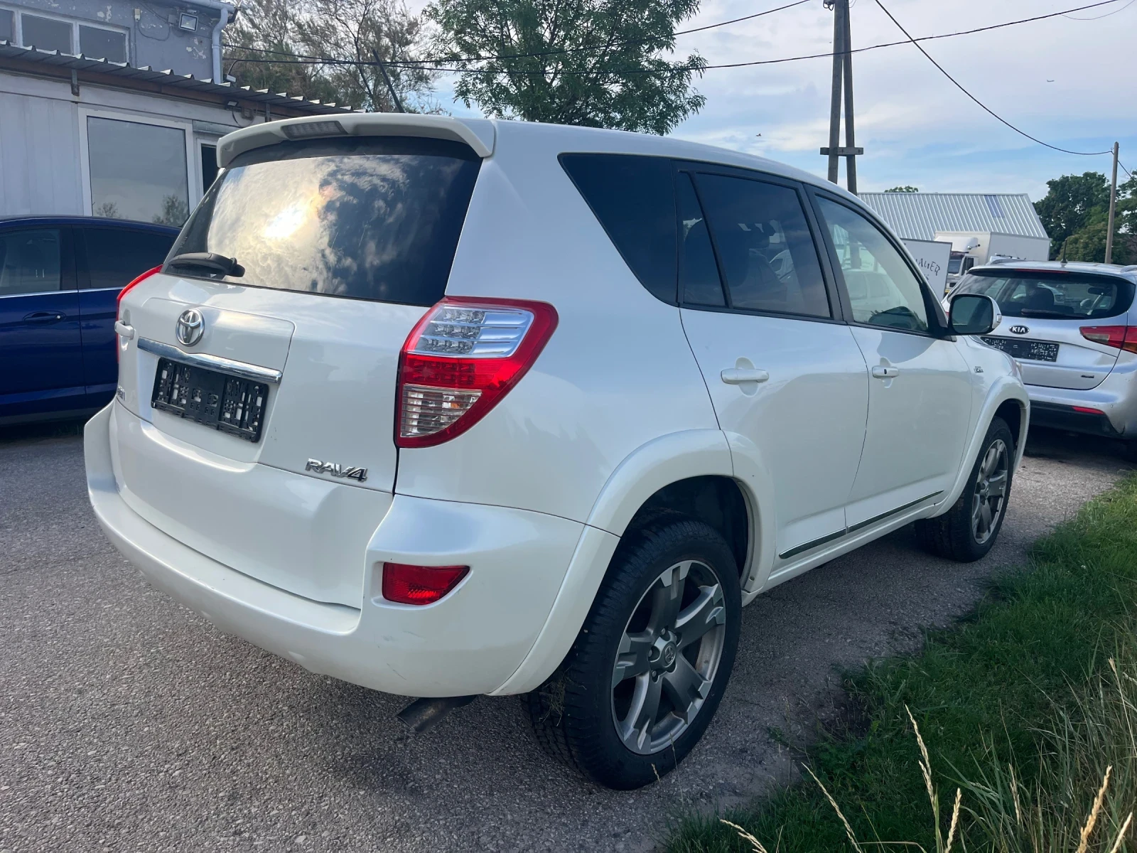 Toyota Rav4 Exekutive  | Mobile.bg � ����������� 4
