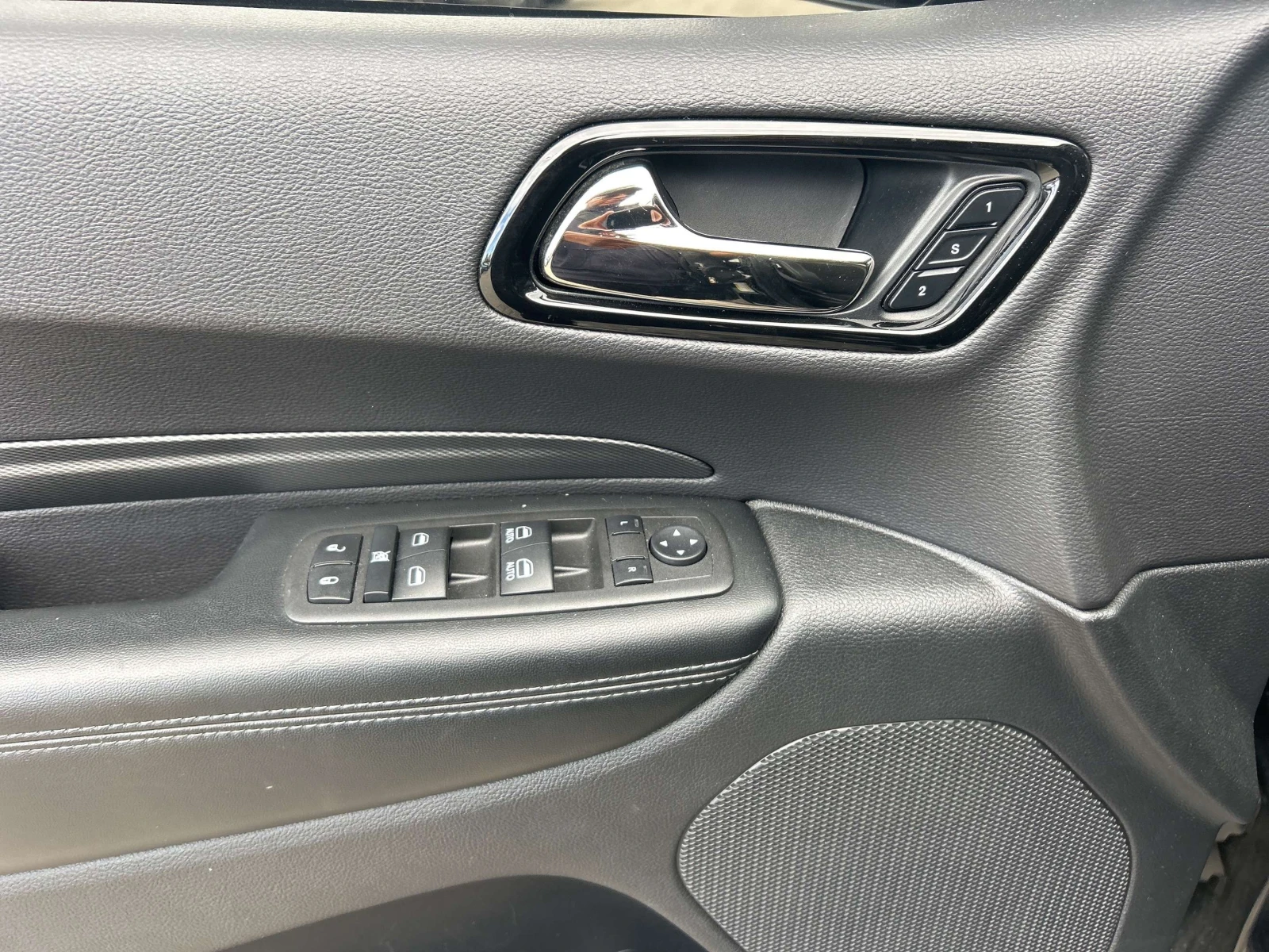Dodge Durango 4Х4. ЦЕНА ДО БГ, снимка 11 - Автомобили и джипове - 54988437