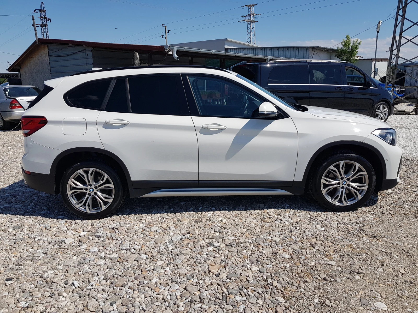 BMW X1 2.0D XDRIVE-150 к.с. EURO-6D HEAD-UP/KEY LESS/, снимка 4 - Автомобили и джипове - 55234103