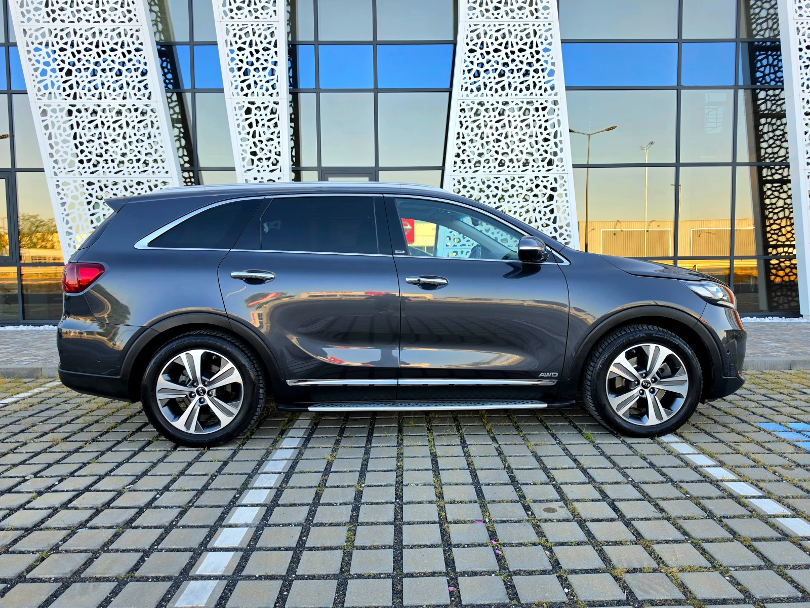 Kia Sorento REBEL PREMIUM* 7М* 4×4* FACE* FULL* FULL* TOP, снимка 4 - Автомобили и джипове - 55492242