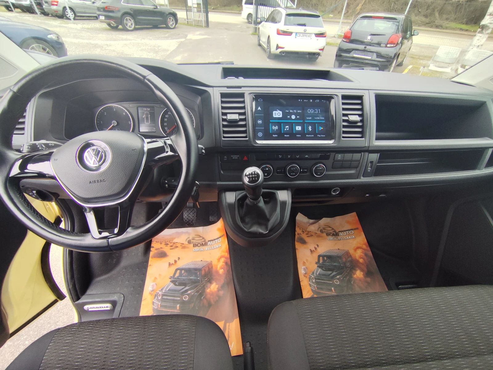 VW Caravelle 2.0TDi* 4MOTION* EURO6B* 9 MECTA* , снимка 8 - Бусове и автобуси - 54027071