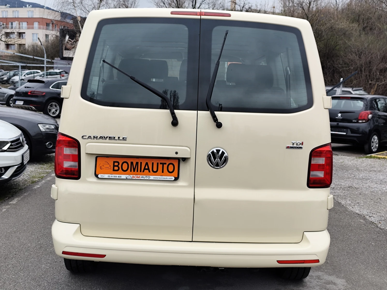 VW Caravelle 2.0TDi* 4MOTION* EURO6B* 9 MECTA* , снимка 5 - Бусове и автобуси - 54027071