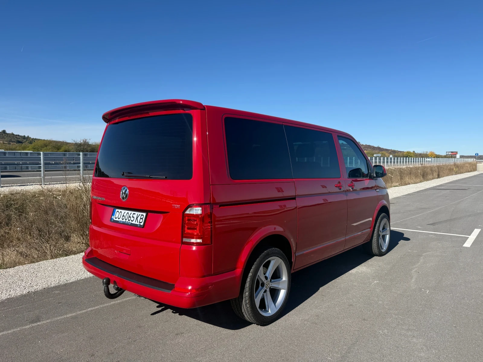 VW Transporter 2.0 TDI 204kc, снимка 8 - Бусове и автобуси - 56648454