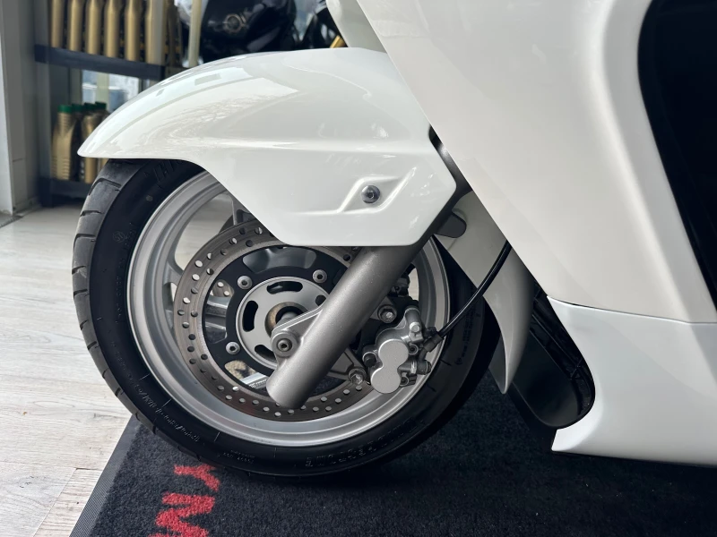 Suzuki Burgman 400i 12.2009г., снимка 11 - Мотоциклети и мототехника - 52306783