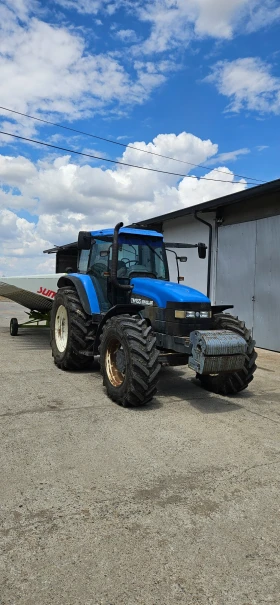 Трактор New Holland TM165, снимка 2