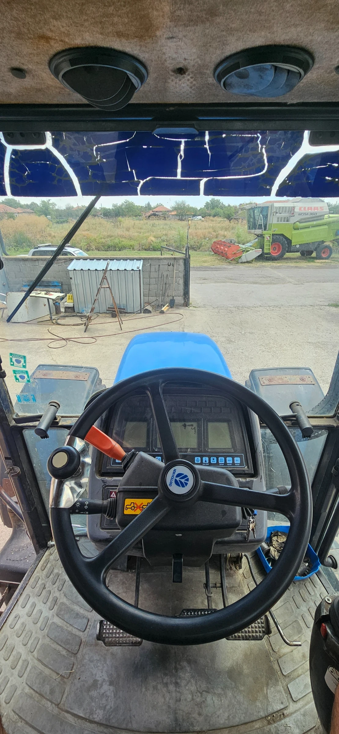 Трактор New Holland TM165, снимка 11 - Селскостопанска техника - 55222600