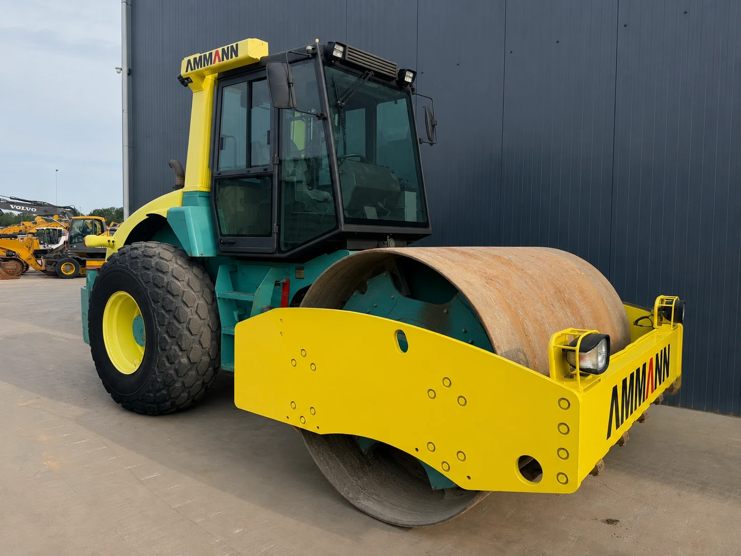 Валяк Ammann ASC130D, снимка 3 - Индустриална техника - 55221406
