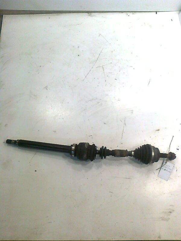 полуоска предна дясна за Волво В40 2.0 турбо 