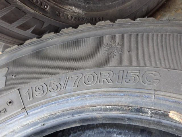 Гуми Зимни 195/70R15, снимка 7 - Гуми и джанти - 18812106