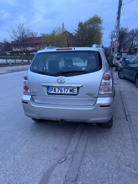 Toyota Corolla verso 2.2 D4D, снимка 5