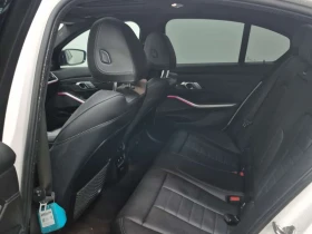BMW 340 M340i xDrive * CARFAX * , снимка 11