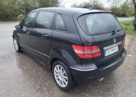 Mercedes-Benz B 180, снимка 1