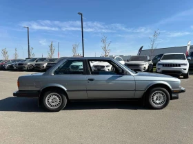 BMW 325 * 4dr Sedan 325e 5 Spd * CARFAX * , снимка 3