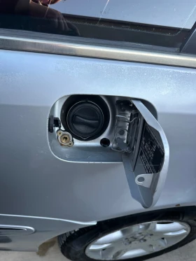 Mercedes-Benz E 200 - 3000 € / 5867.49 лв. - 36384694 12