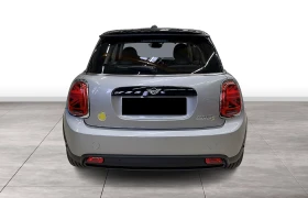 Mini Cooper SE * LED* CAM* NAVI* CARPLAY*  - 22500 € / 44006.17 лв. - 53883253 4