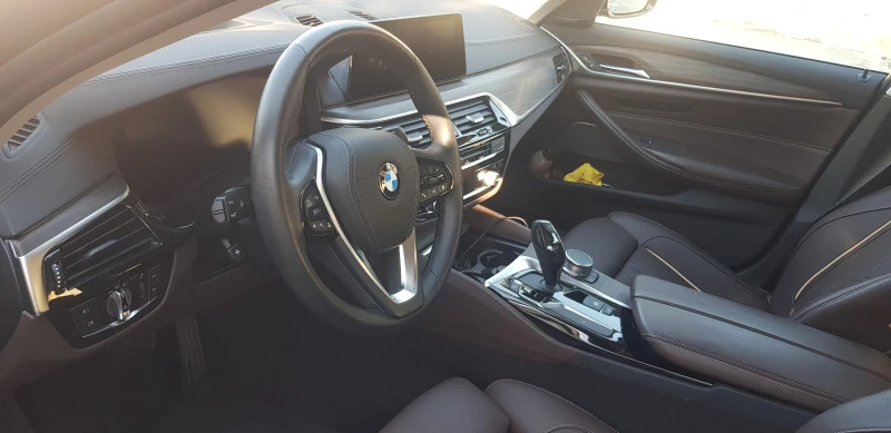 BMW 530 G30 luxury line 530Xd , снимка 12 - Автомобили и джипове - 44203253