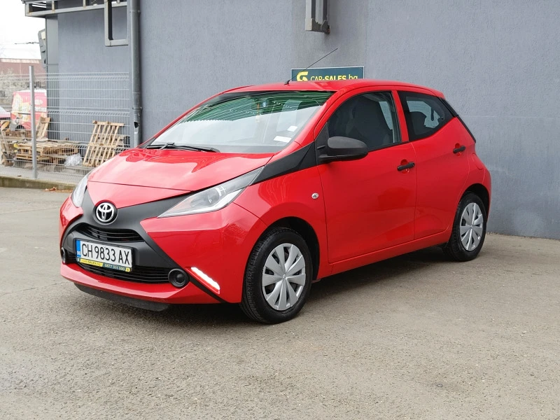 Toyota Aygo 1.0 32700km, снимка 4 - Автомобили и джипове - 44749966