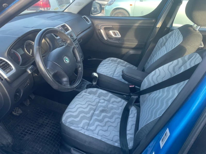 Skoda Roomster 1.9 tdi 105 кс, снимка 7 - Автомобили и джипове - 46396587