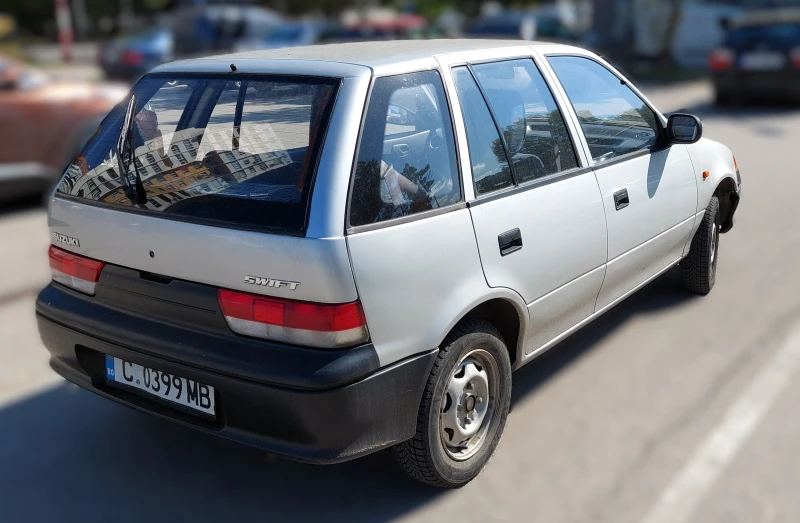 Suzuki Swift, снимка 3 - Автомобили и джипове - 47363550