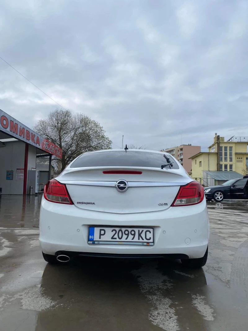 Opel Insignia, снимка 7 - Автомобили и джипове - 48209998