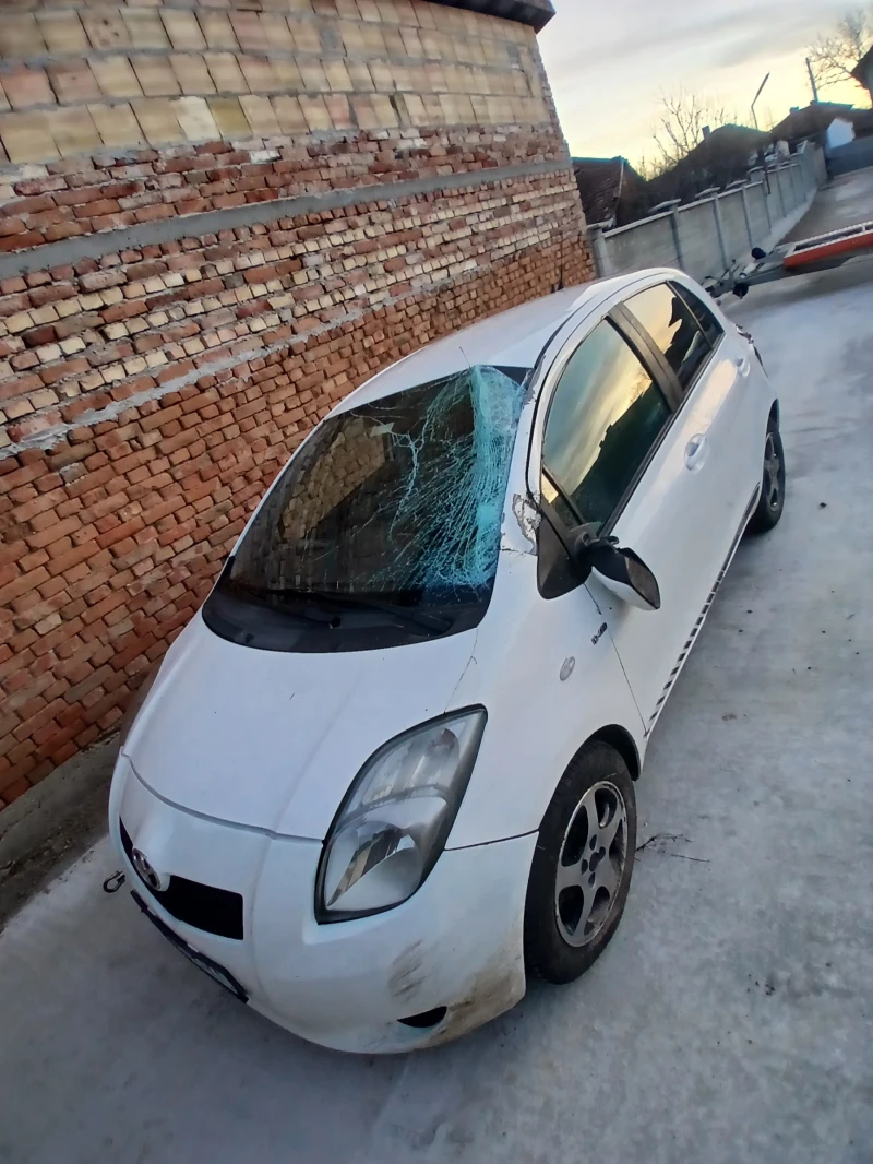 Toyota Yaris, снимка 1 - Автомобили и джипове - 48395310