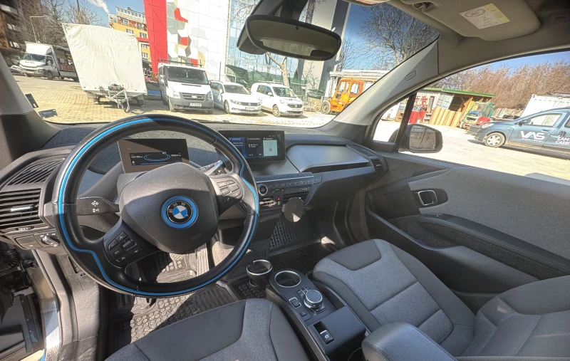 BMW i3, снимка 9 - Автомобили и джипове - 49082317