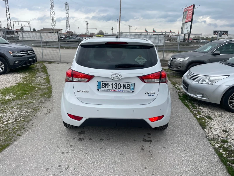 Hyundai Ix20 Navi Panorama Full, снимка 5 - Автомобили и джипове - 49557543