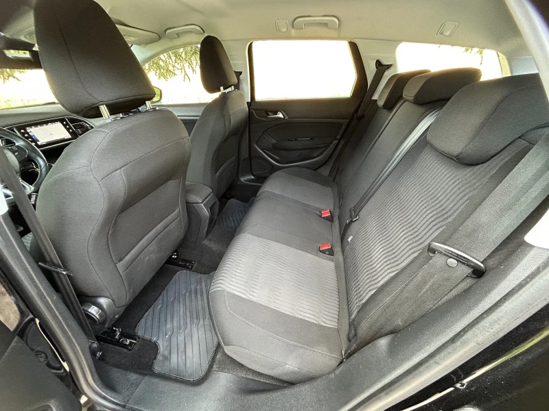 Peugeot 308 1.2Turbo/EURO 6/ 130k.c./NAVi, снимка 12 - Автомобили и джипове - 50737002