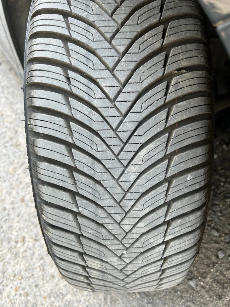 Peugeot 308 1.2Turbo/EURO 6/ 130k.c./NAVi, снимка 17 - Автомобили и джипове - 50737002