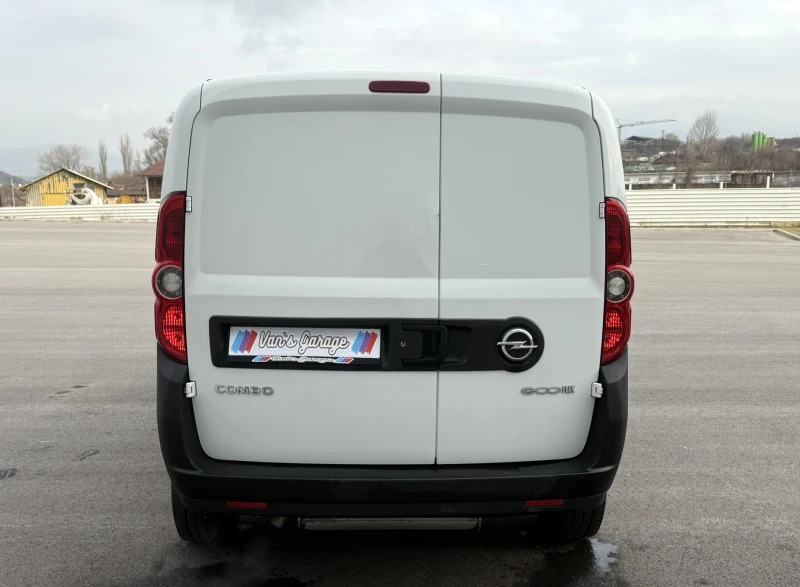 Opel Combo 1.4 Метан Клима EURO 6B, снимка 6 - Автомобили и джипове - 50942045