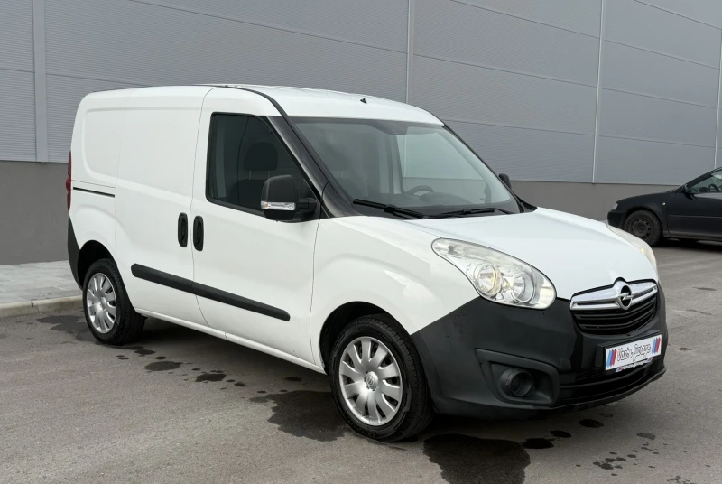 Opel Combo 1.4 Метан Клима EURO 6B, снимка 3 - Автомобили и джипове - 50942045