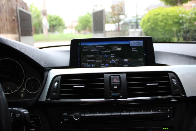 BMW 330 F31, снимка 7 - Автомобили и джипове - 52083112