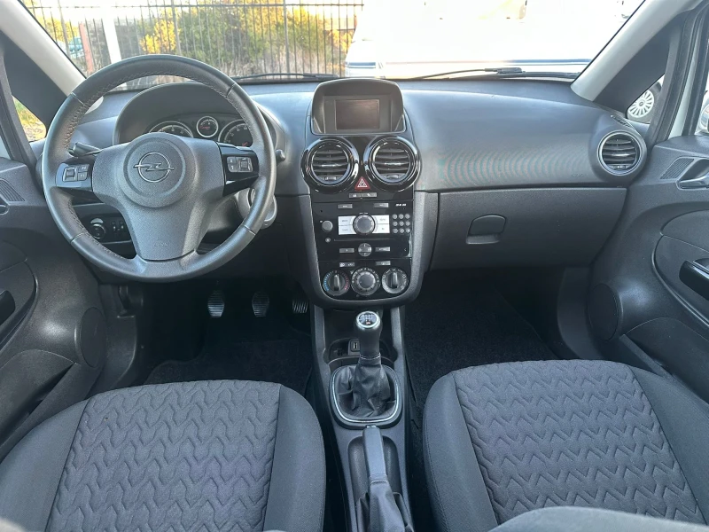 Opel Corsa 1, 2i , снимка 7 - Автомобили и джипове - 52055769