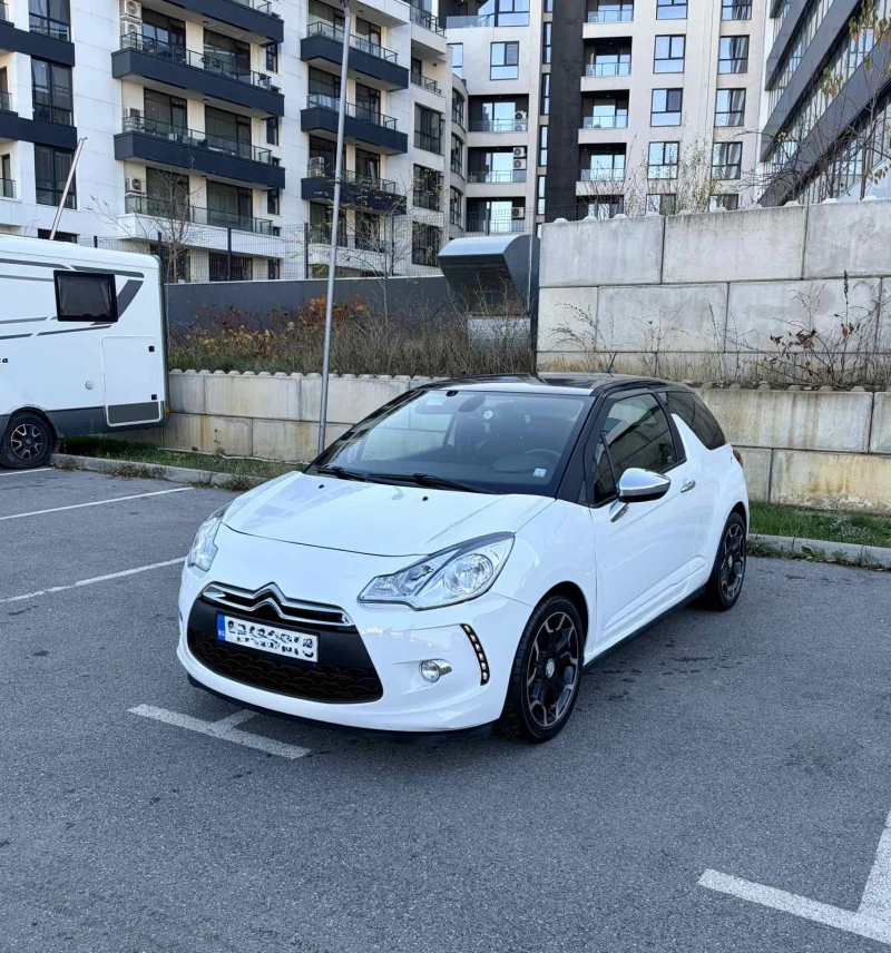 Citroen DS3 Карбон 1.6Vti-120к.с. / автомат / ГАЗ-Бензин, снимка 2 - Автомобили и джипове - 52439939