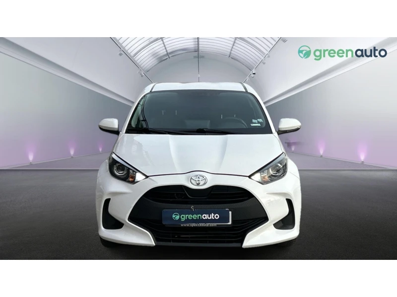 Toyota Yaris 1.5i M/T, Месечна вноска от 344 лв., снимка 5 - Автомобили и джипове - 52637960