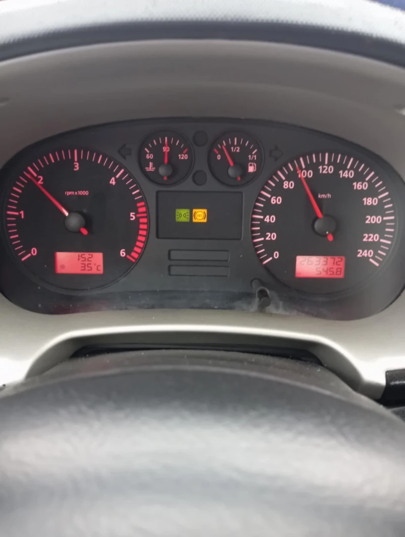 Seat Leon, снимка 6 - Автомобили и джипове - 52680224